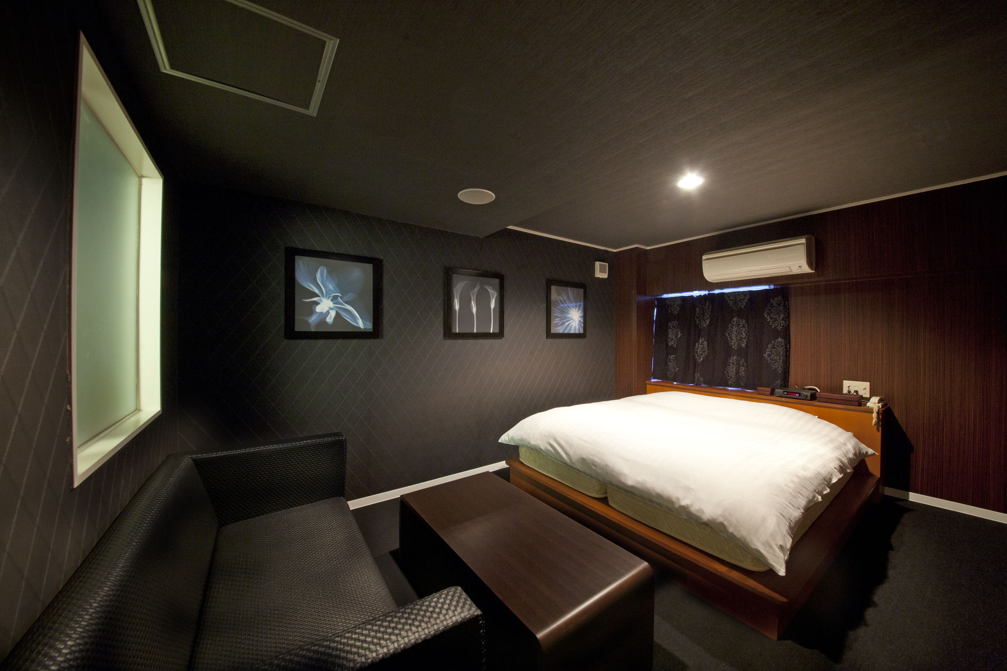 Hotel The G Osaka Exterior photo